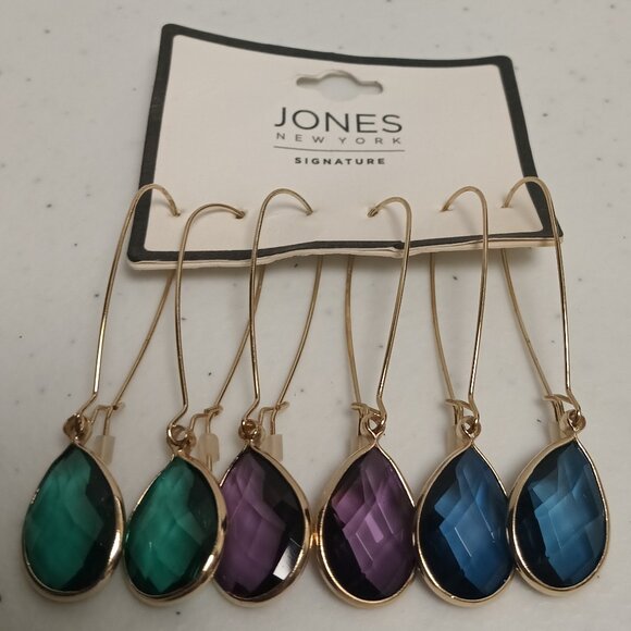 JONES NEW YORK Jewelry - JONES NEW YORK SIGNATURE THREE TEARDROP EARRINGS SET